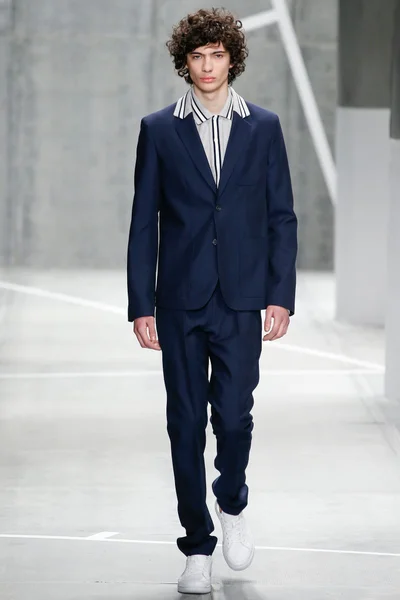Look 39
